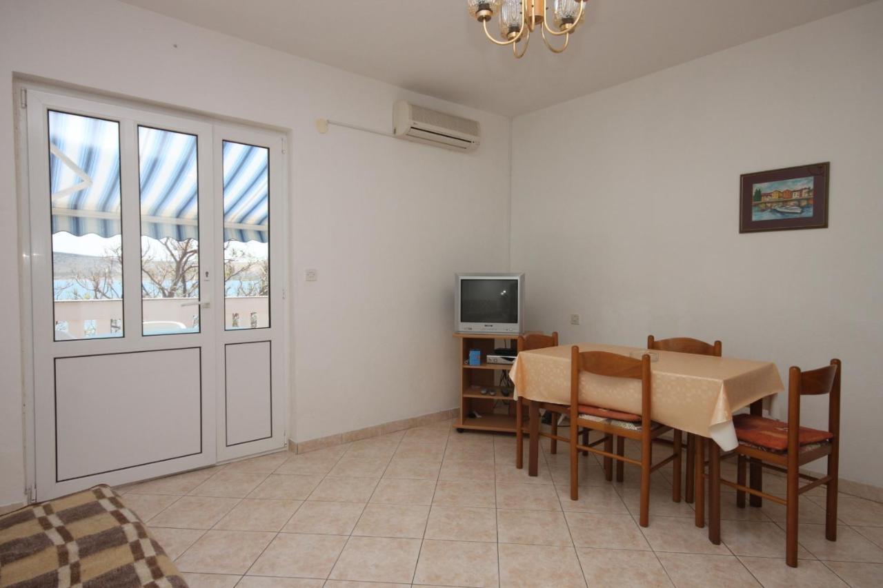 Apartments By The Sea Kustici, Pag - 6355 Eksteriør billede